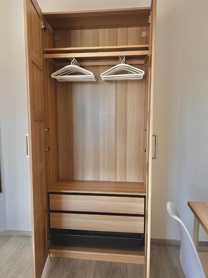 Zara Home - Free Parking เนเปิลส์ ภายนอก รูปภาพ